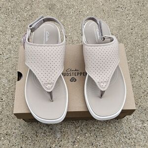 New Clarks cloudsteppers cushion sandals women's size 11